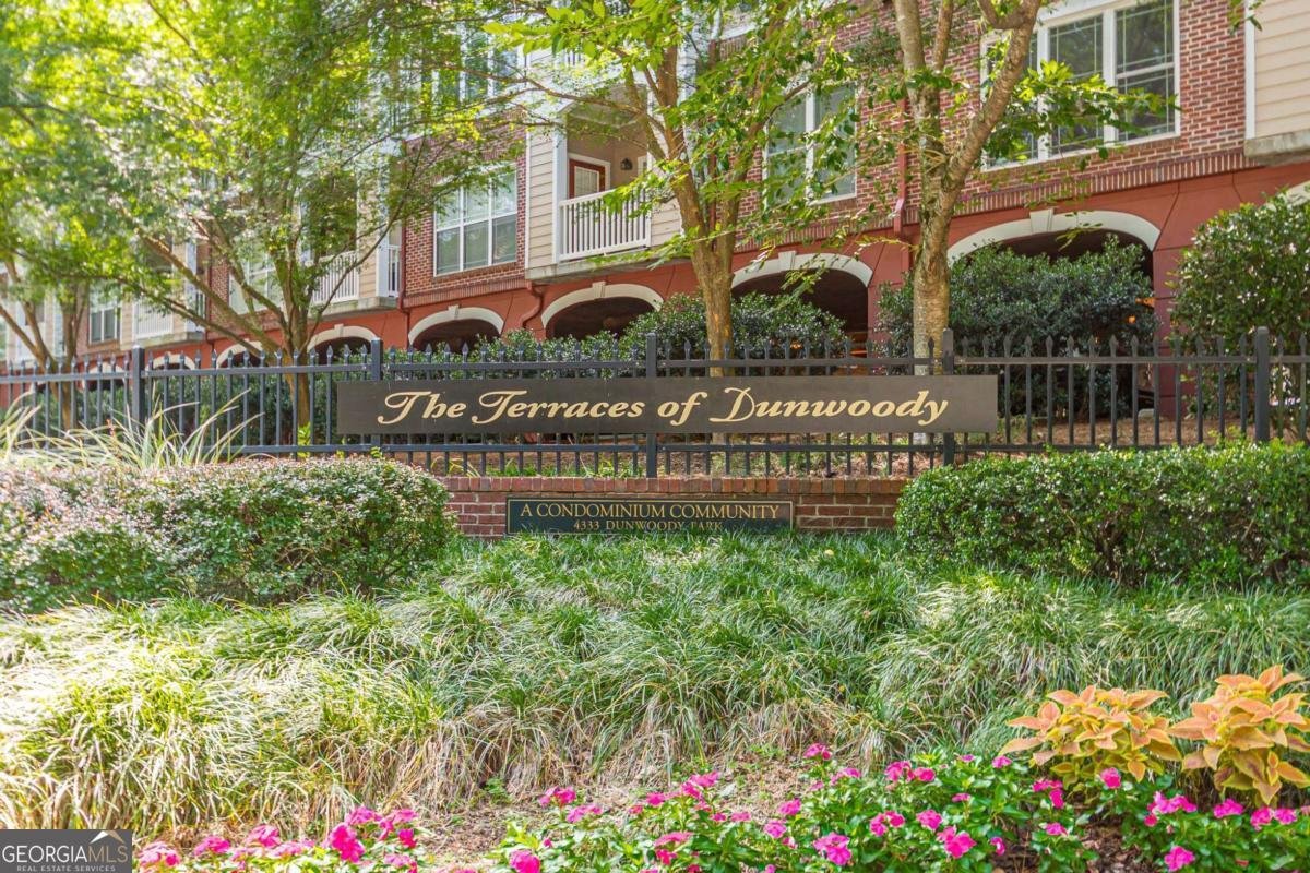 4333 Dunwoody Park Atlanta - Photo 1