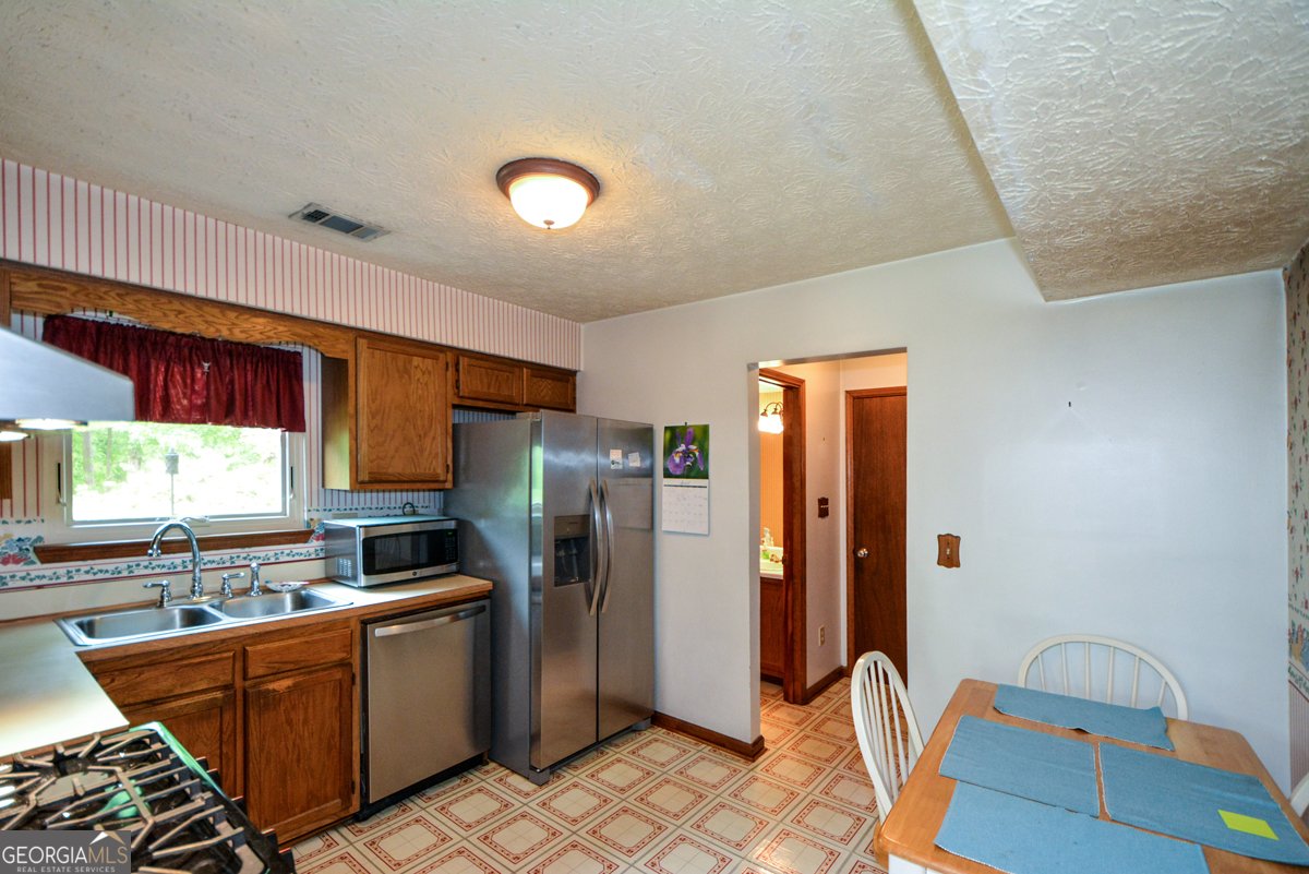 183 Timothy Lane Lilburn - Photo 14
