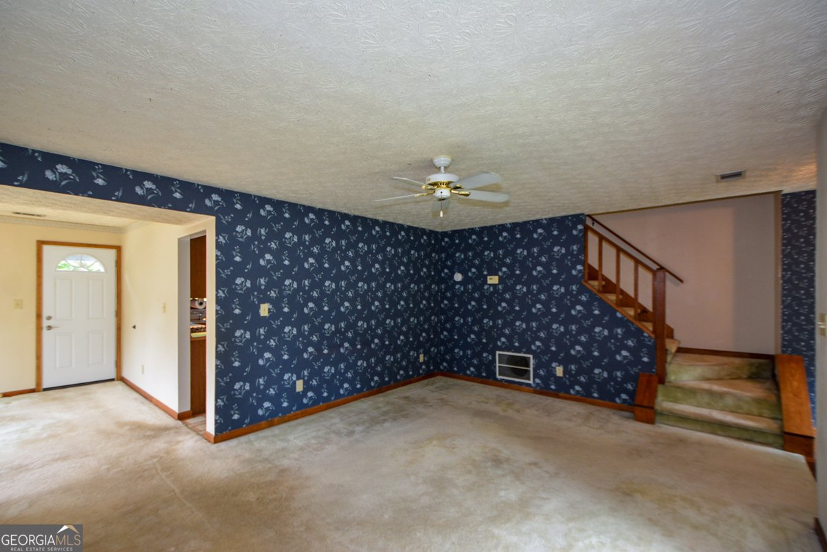 183 Timothy Lane Lilburn - Photo 9