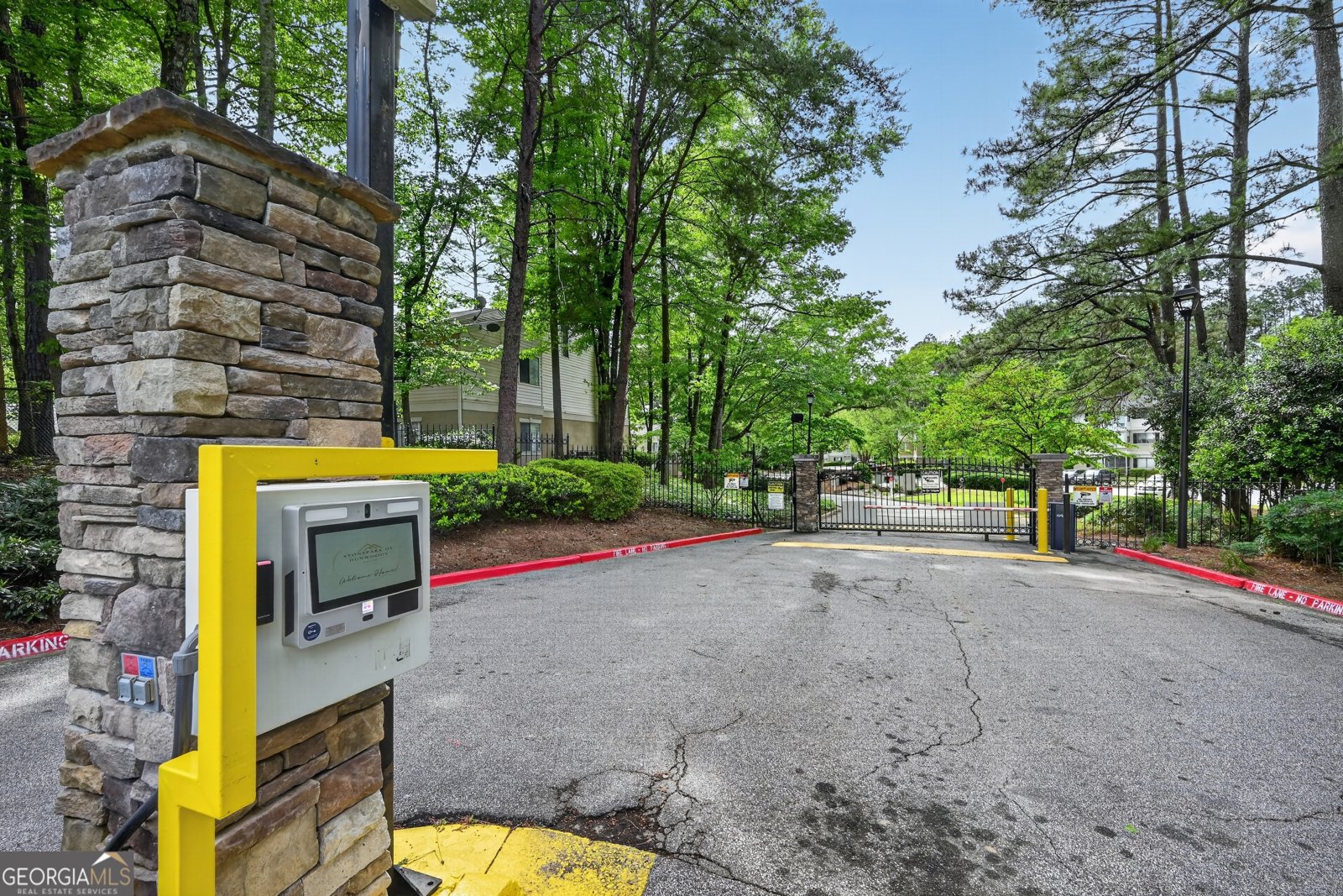 7001 Wingate Way Sandy Springs - Photo 20