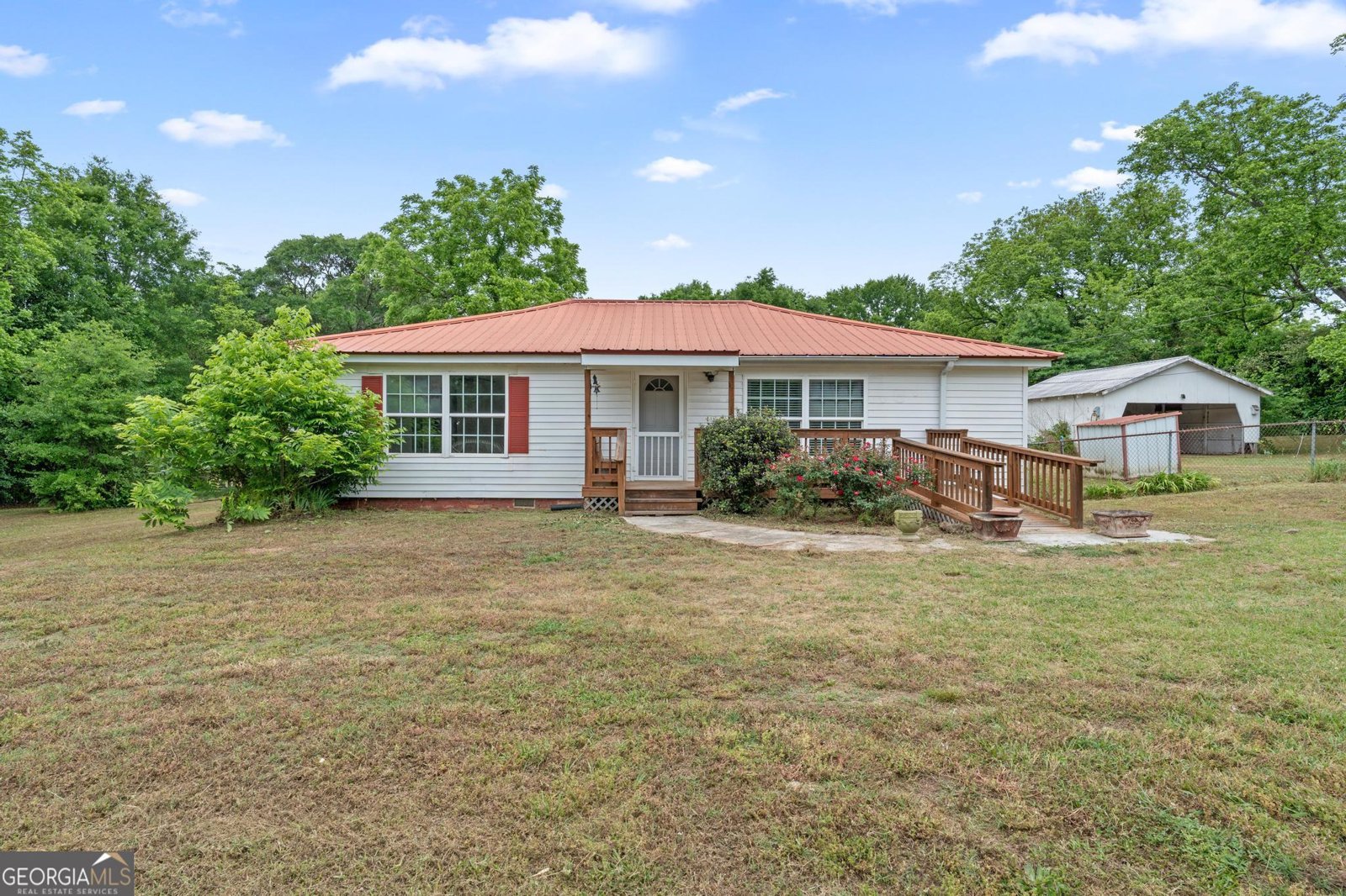 2987 Teamon Road Griffin - Photo 1