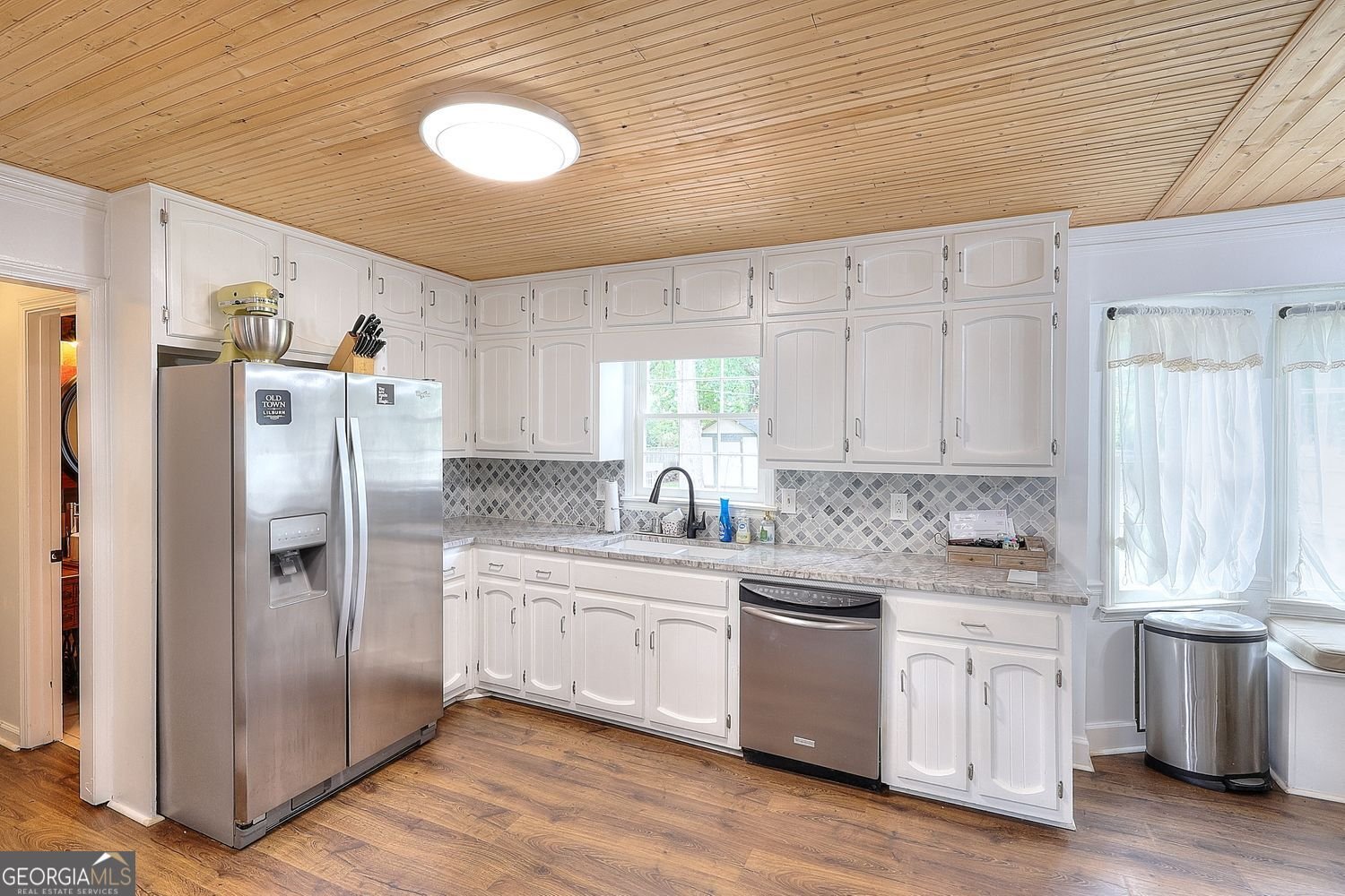 4976 Mystere Circle Lilburn - Photo 10
