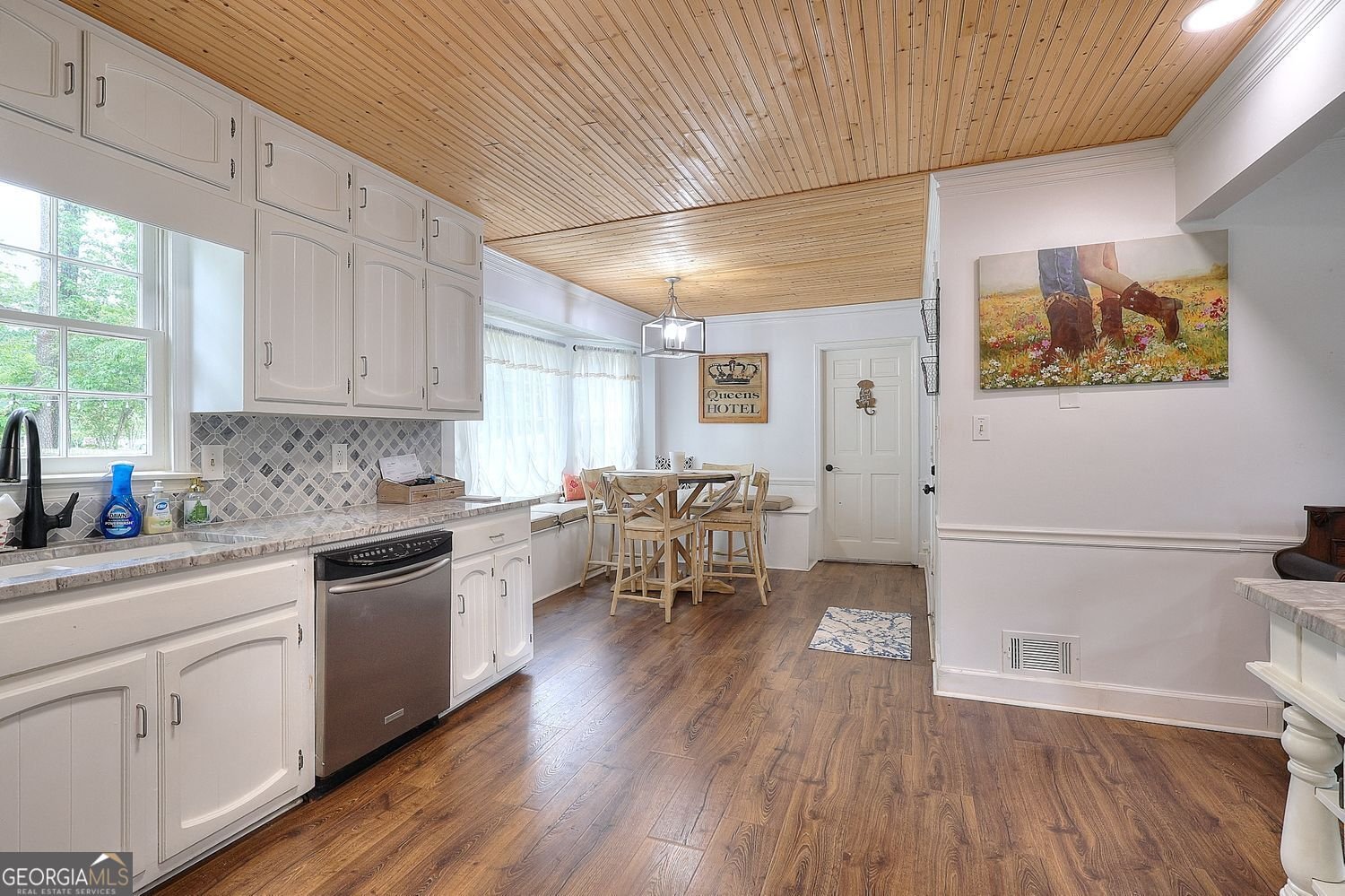 4976 Mystere Circle Lilburn - Photo 12