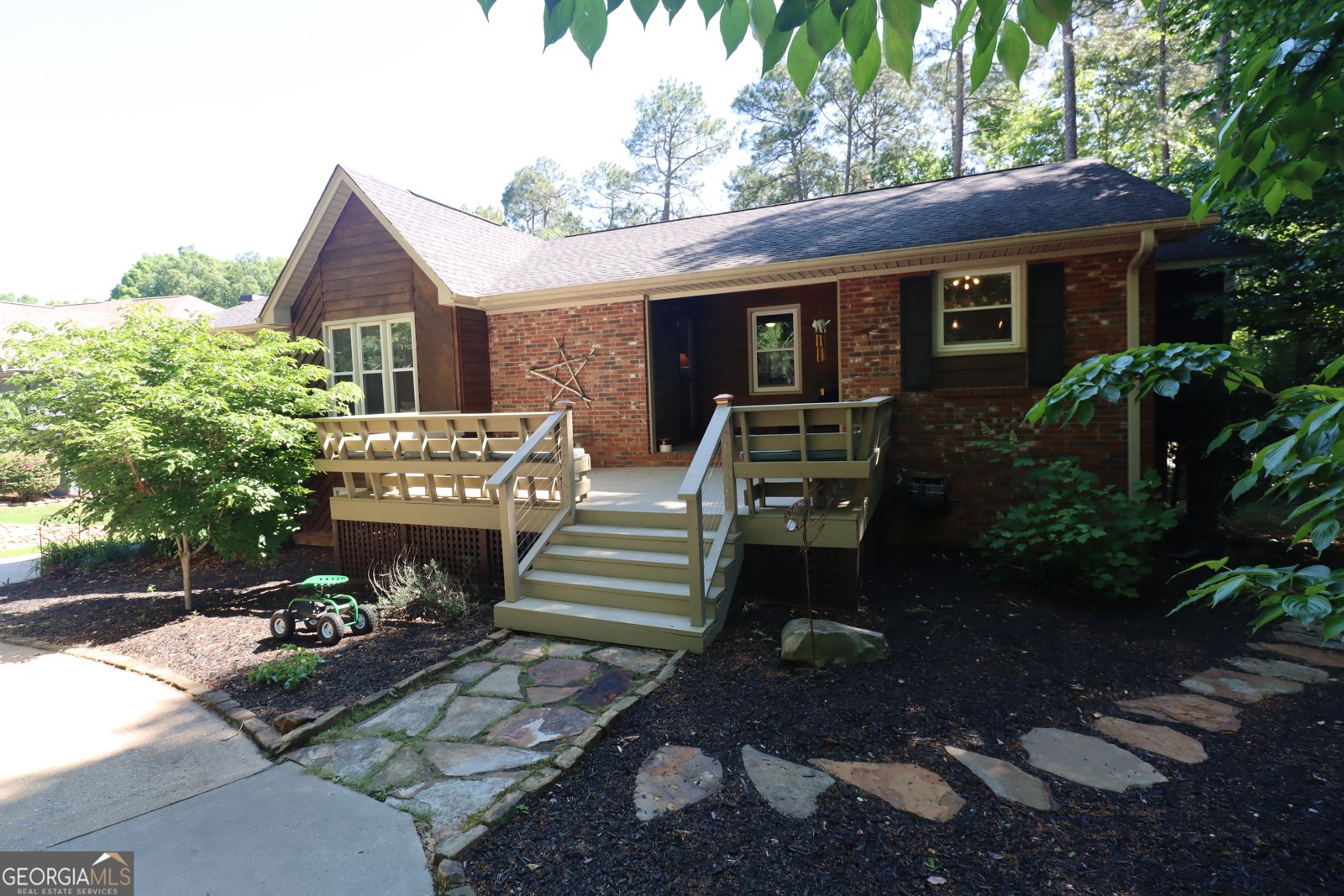 674 Ridgewood Drive Hartwell - Photo 1