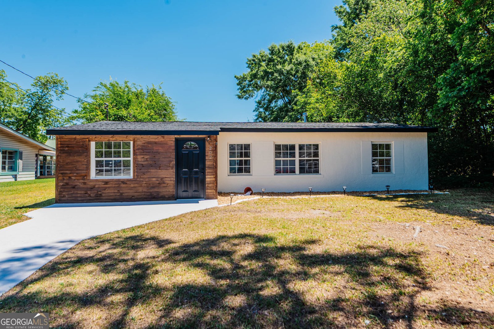 202 Elmwood Street Warner Robins - Photo 1