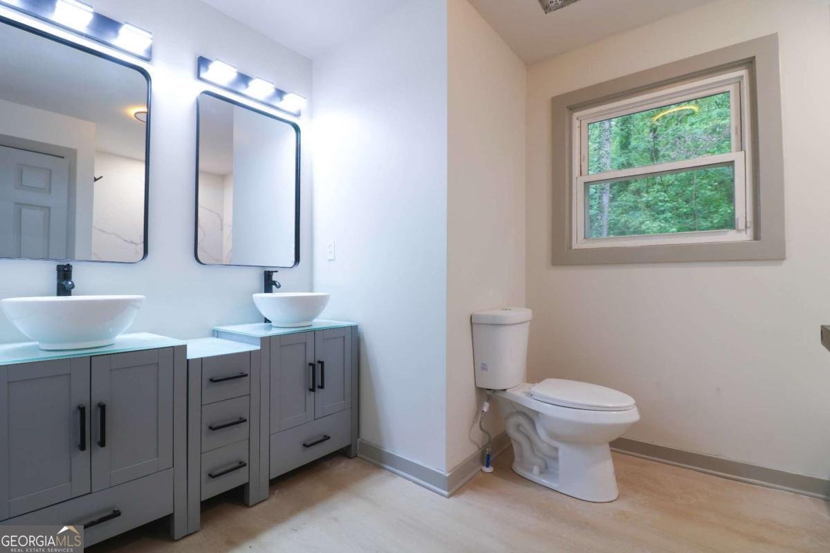4396 Greenleaf Circle Atlanta - Photo 10
