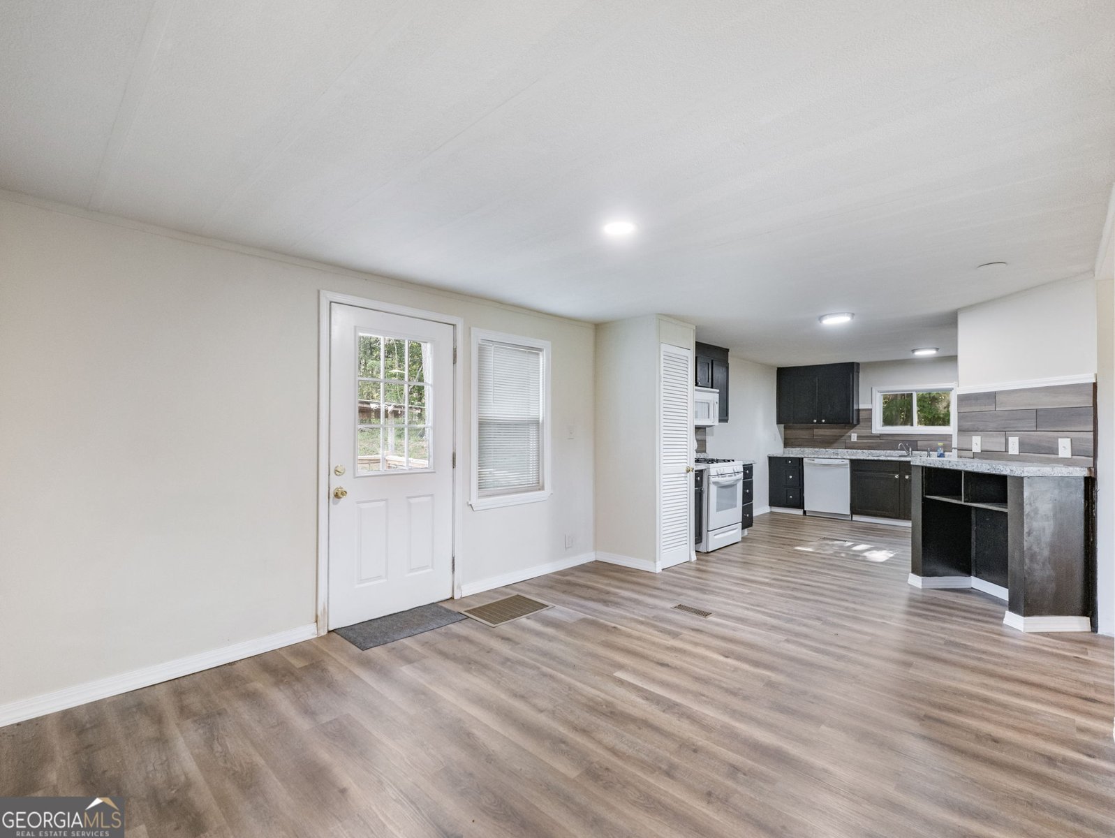 8490 Belton Bridge Road Lula - Photo 11