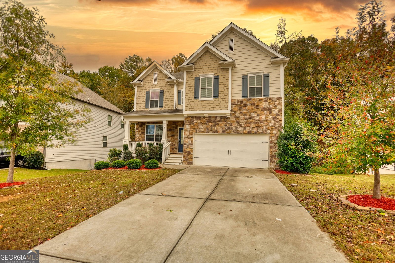 6571 Bluffview Drive Douglasville - Photo 1
