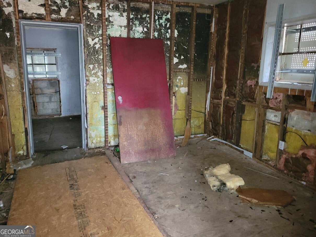 516 Warren Avenue Scottdale - Photo 8