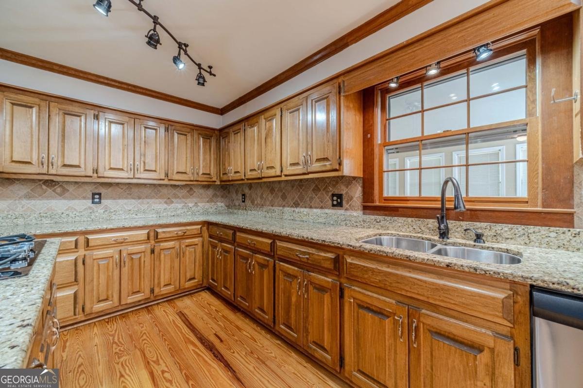 5060 Hodgkins Place Lilburn - Photo 9