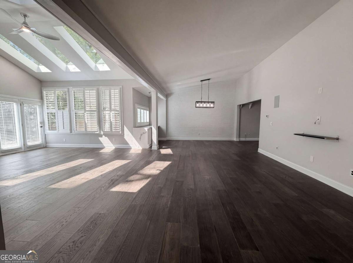215 Camden Road Atlanta - Photo 12