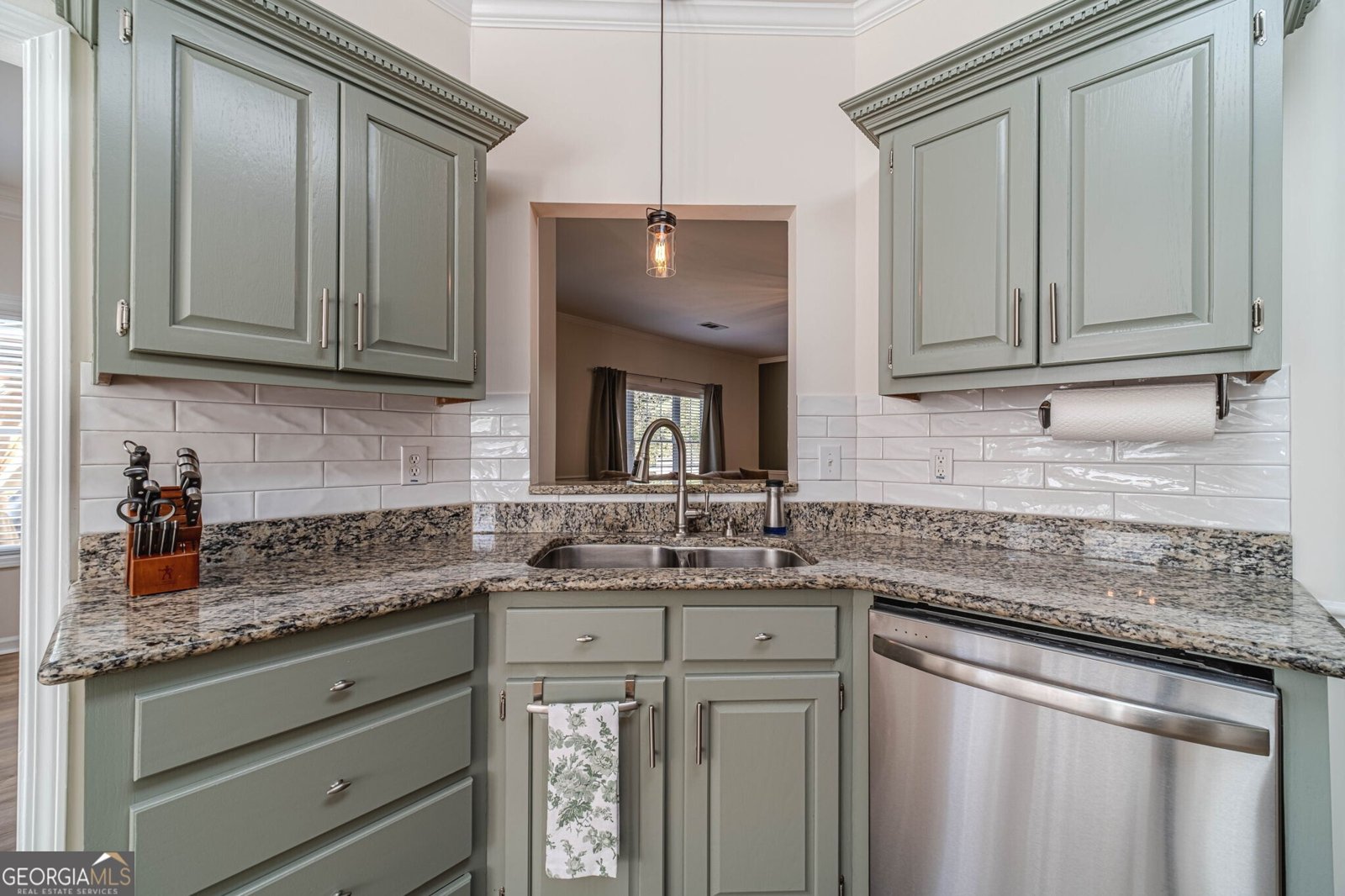 247 Garden Walk Way Loganville - Photo 18