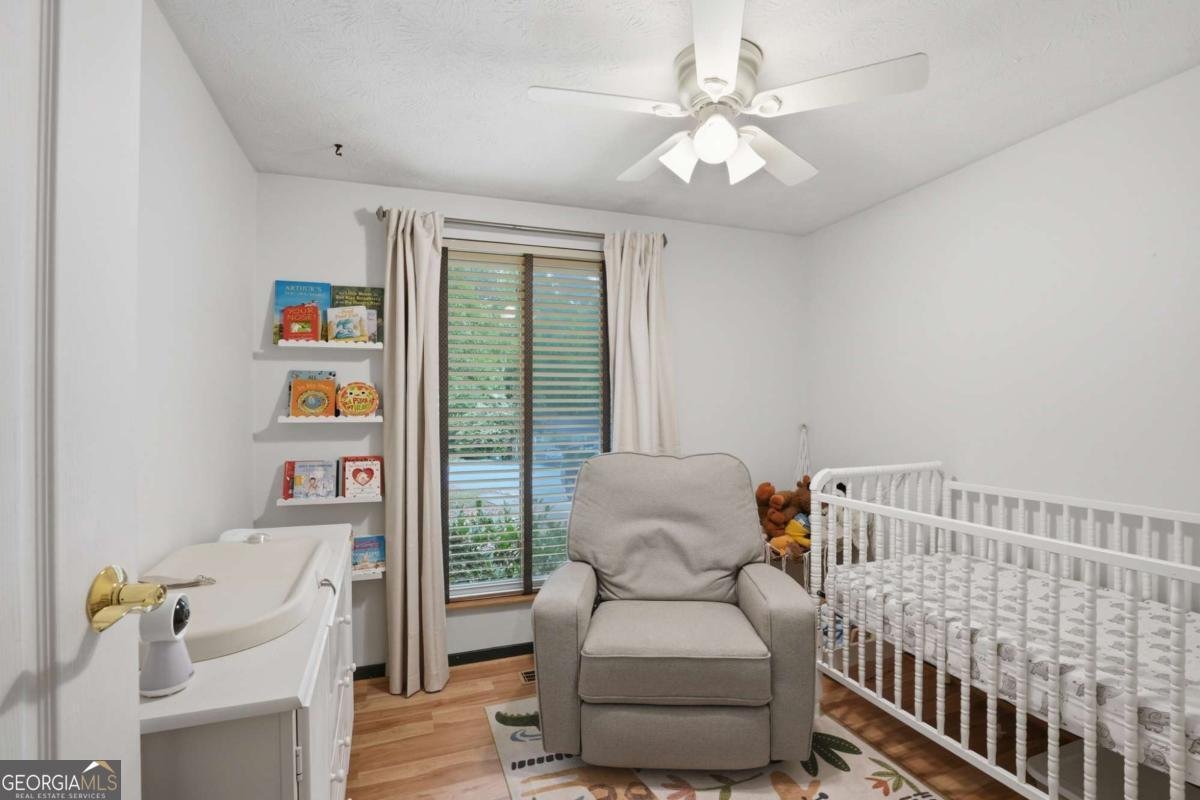 140 Hillside Lane Roswell - Photo 14