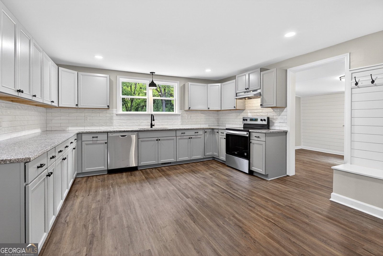 68 Pine Drive Stockbridge - Photo 10
