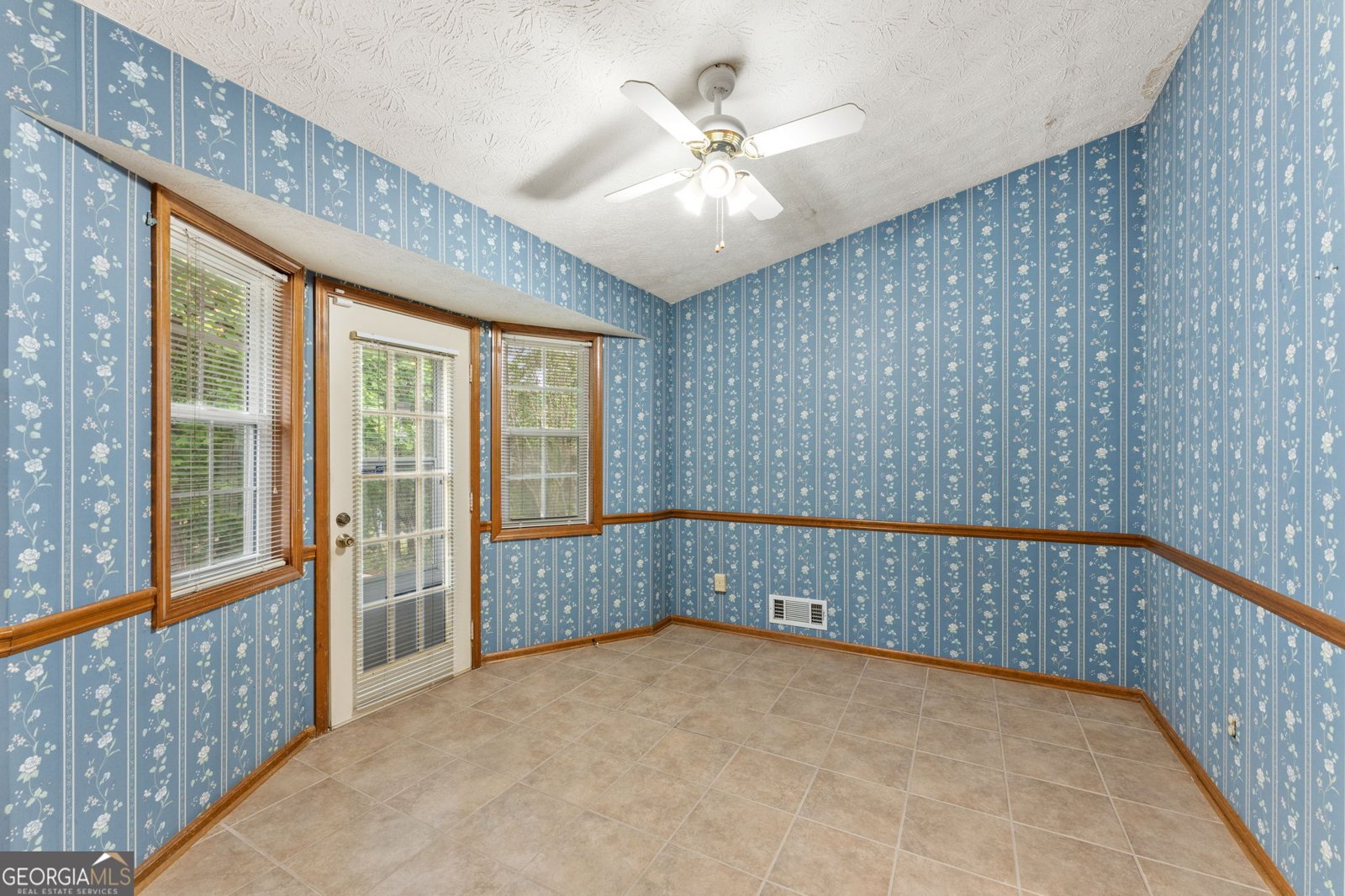 2750 Old Ivy Court Buford - Photo 9