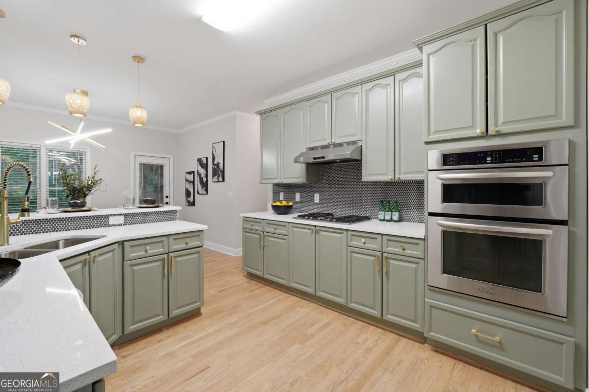 682 Montglade Court Suwanee - Photo 12
