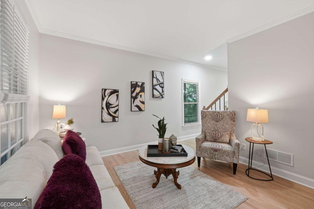 682 Montglade Court Suwanee - Photo 32