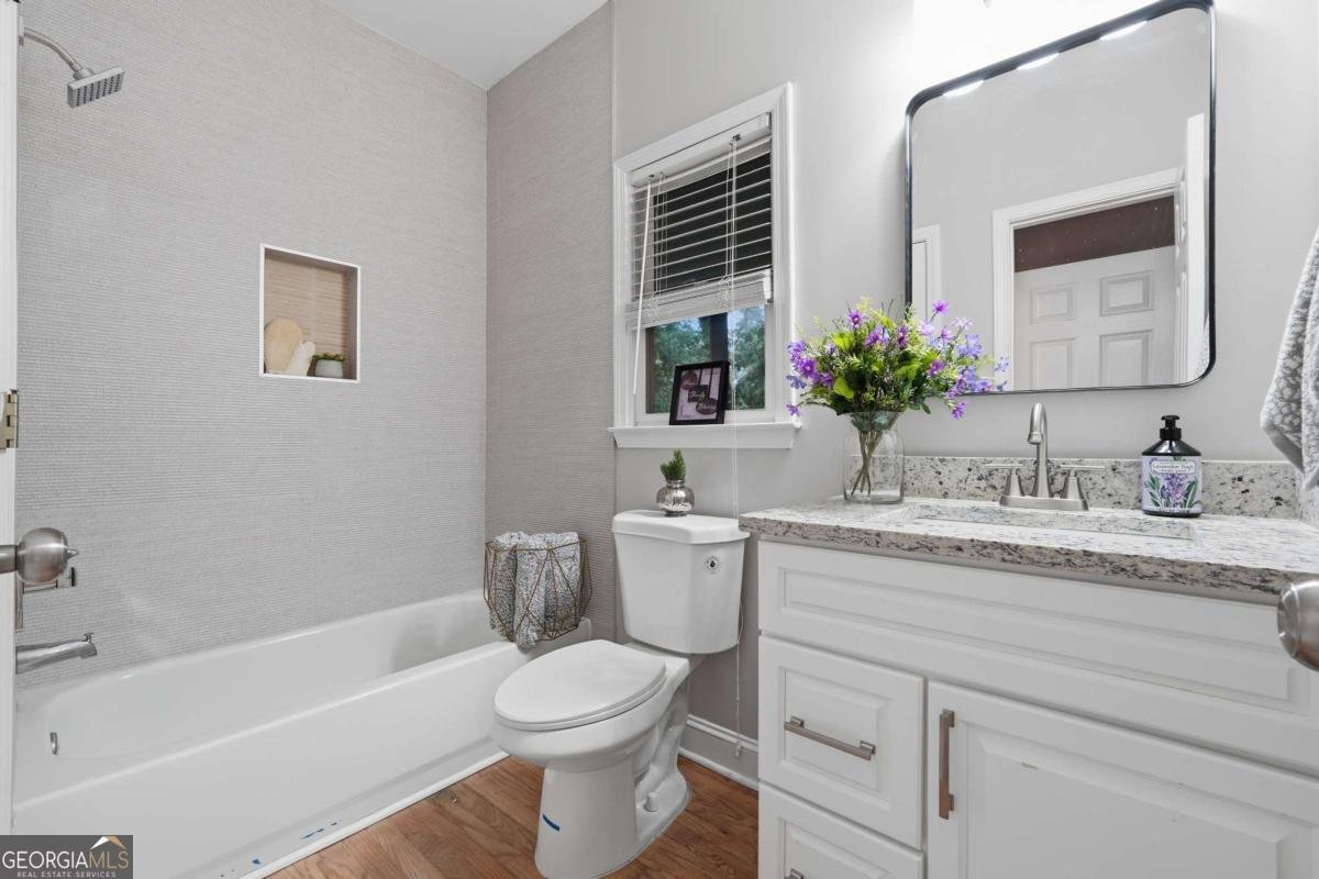 682 Montglade Court Suwanee - Photo 34