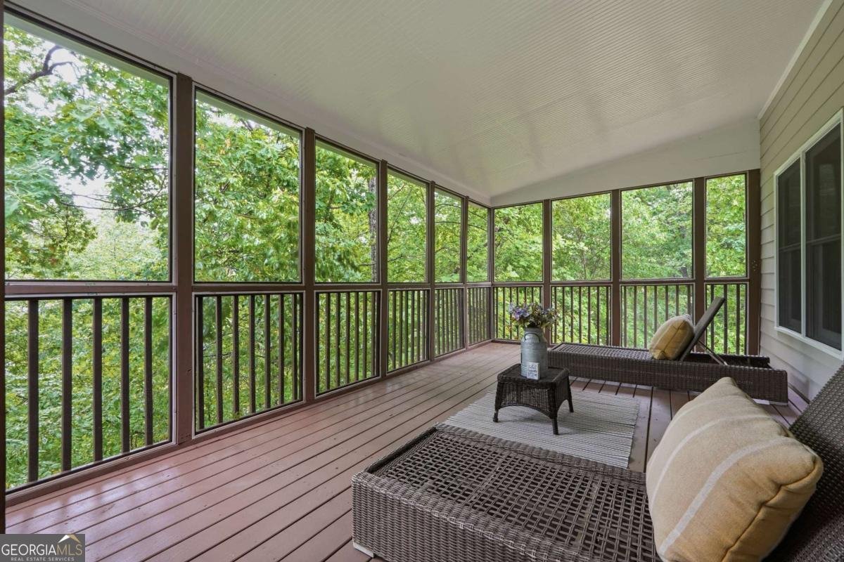 682 Montglade Court Suwanee - Photo 38