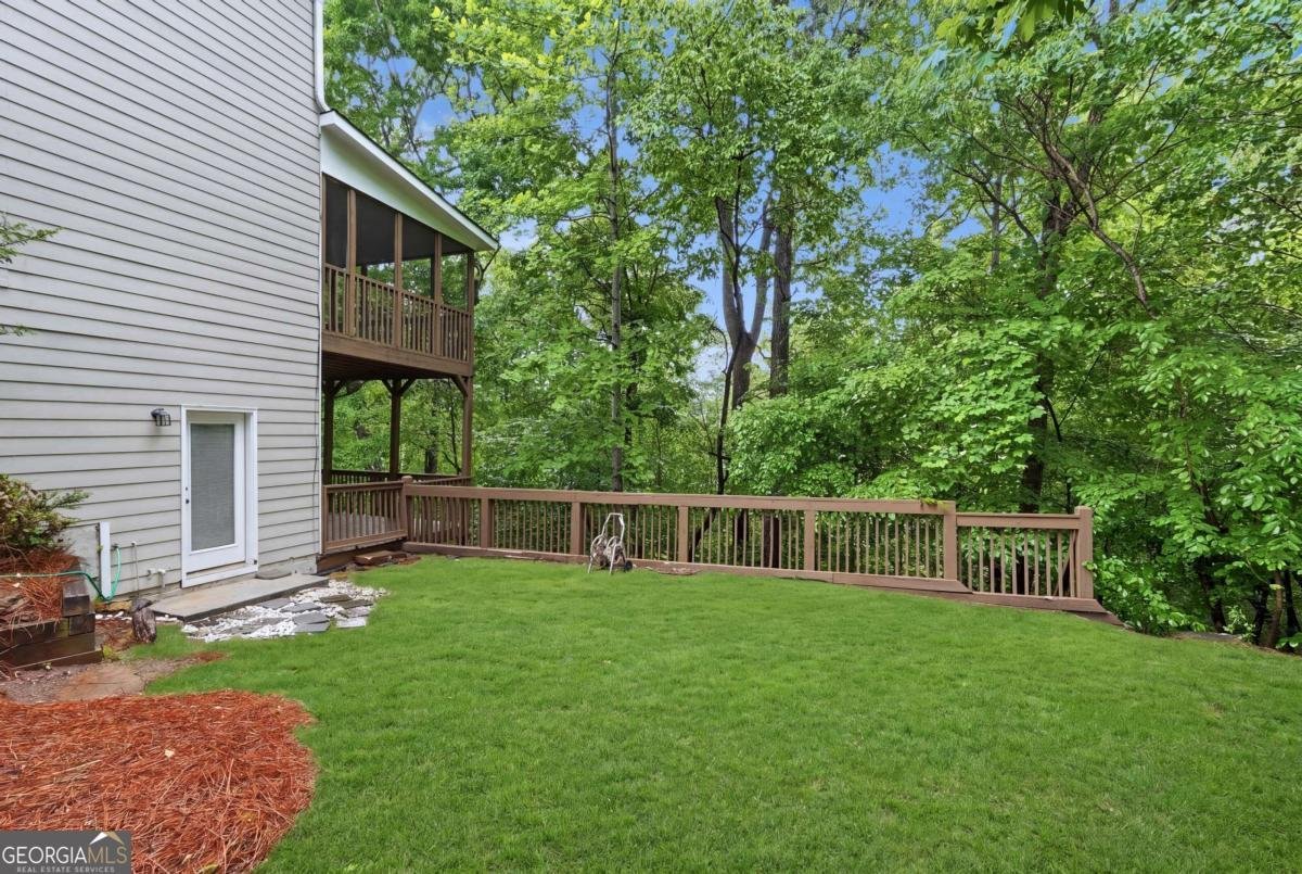 682 Montglade Court Suwanee - Photo 39