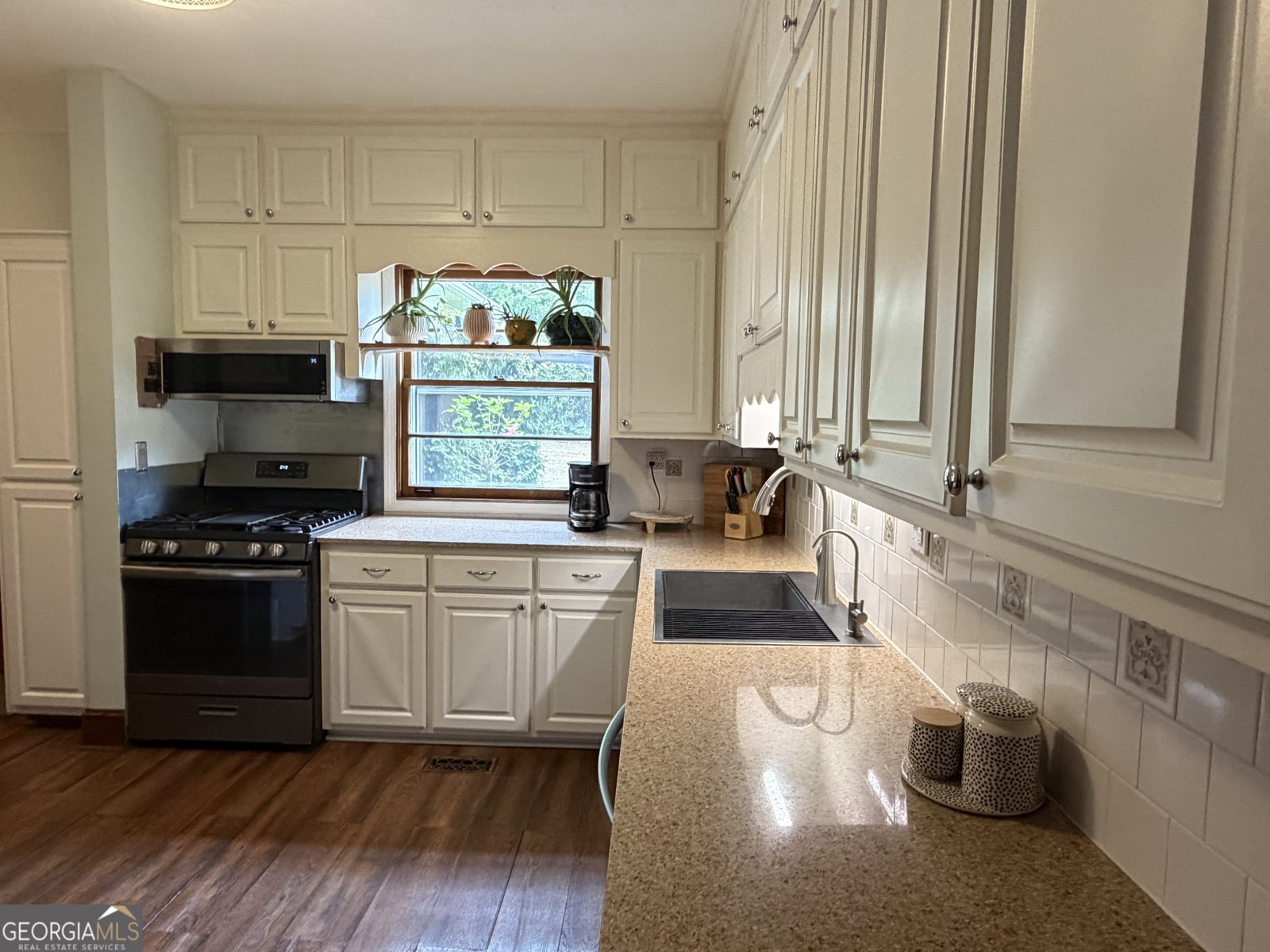 603 Thurston Avenue Thomaston - Photo 11