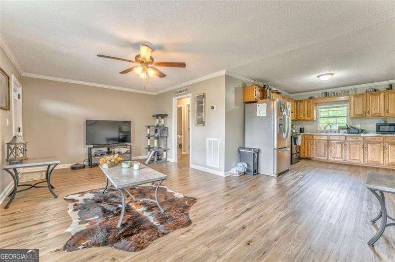 7 York Drive Plainville - Photo 1