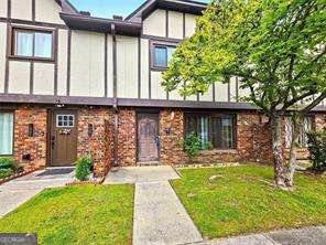 1831 Ashborough Court Marietta - Photo 1