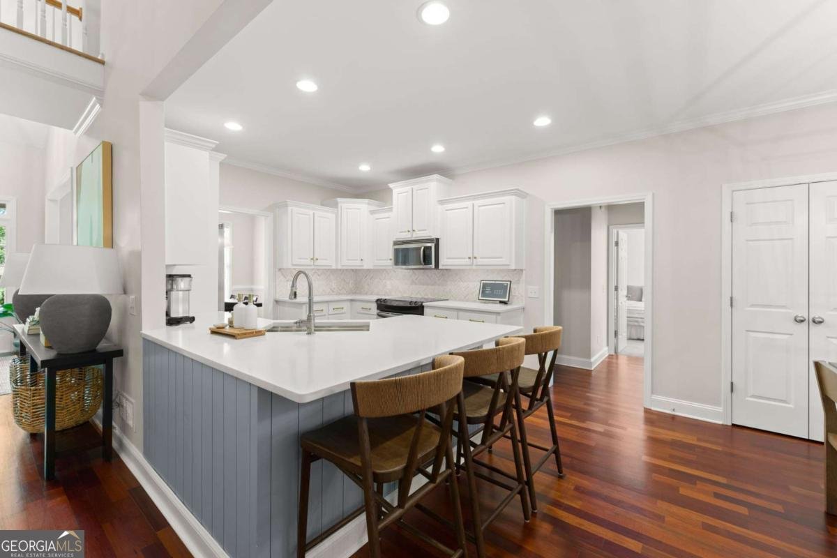 6425 Talking Tree Court Cumming - Photo 10