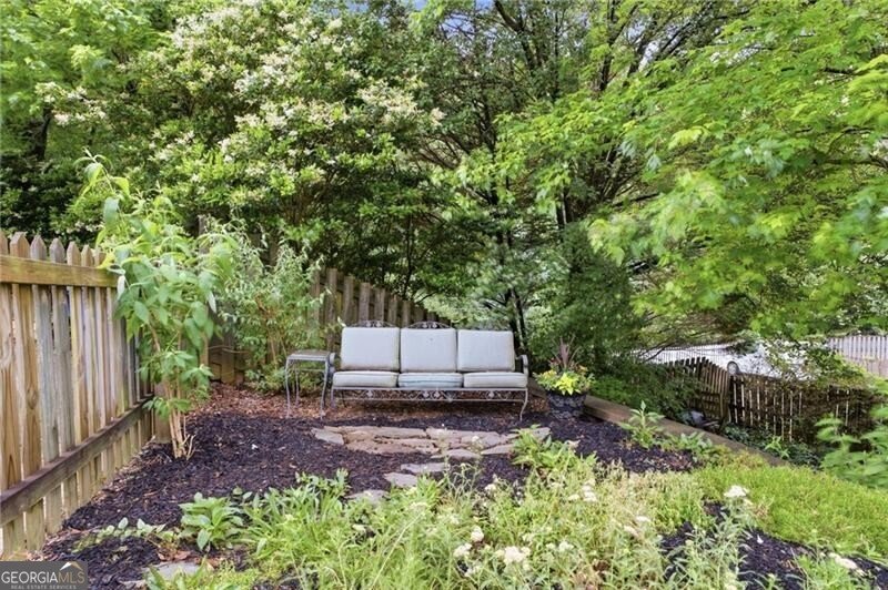2170 Whittier Place Atlanta - Photo 34