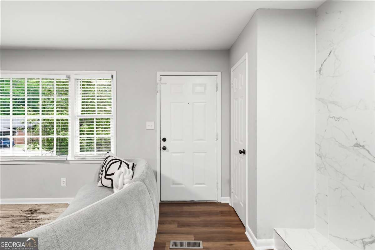 6574 Wendell Circle Morrow - Photo 8