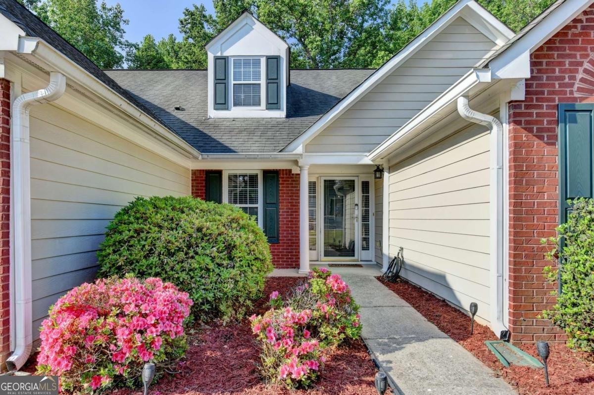 1396 Belfaire Trace Dacula - Photo 6