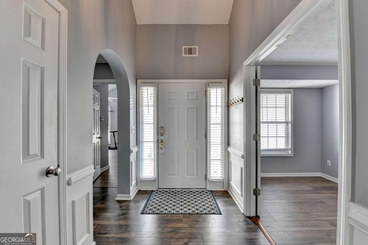 1396 Belfaire Trace Dacula - Photo 7