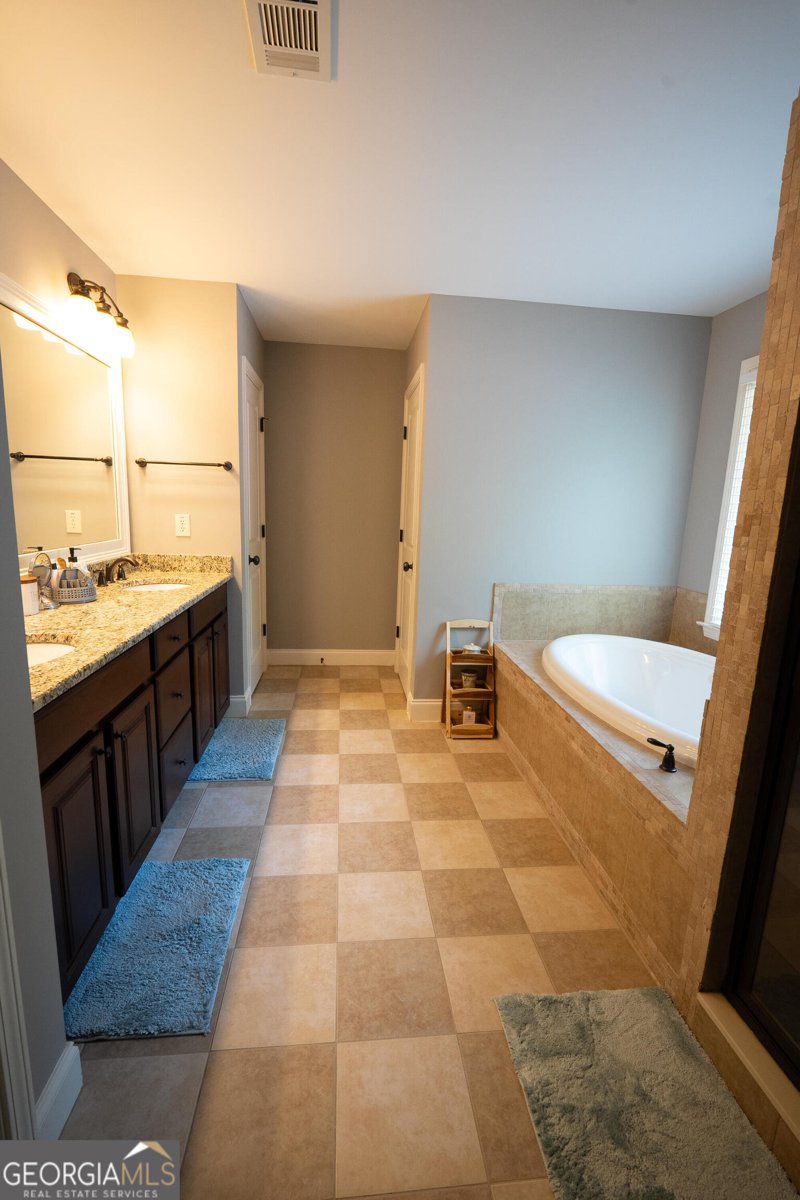 8225 Majors Glen Court Cumming - Photo 13