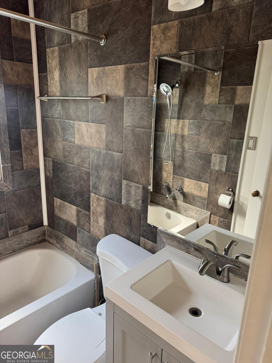 609 Main Street Thomaston - Photo 23