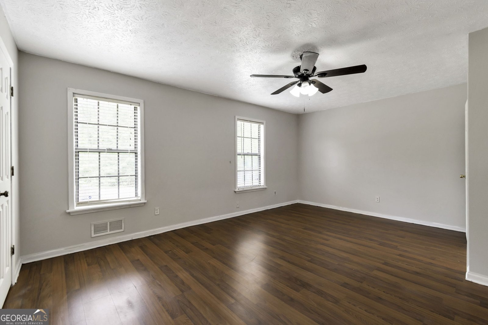 4803 Elam Road Stone Mountain - Photo 6