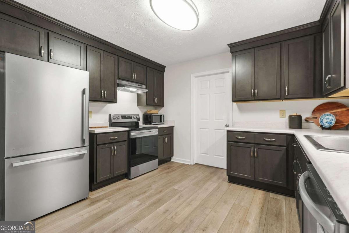 384 Russell Ridge Drive Lawrenceville - Photo 10