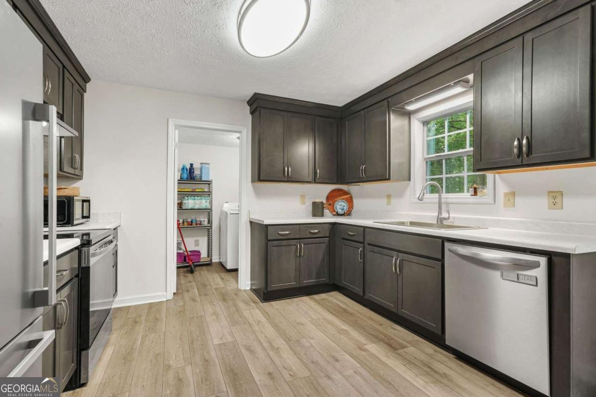 384 Russell Ridge Drive Lawrenceville - Photo 11