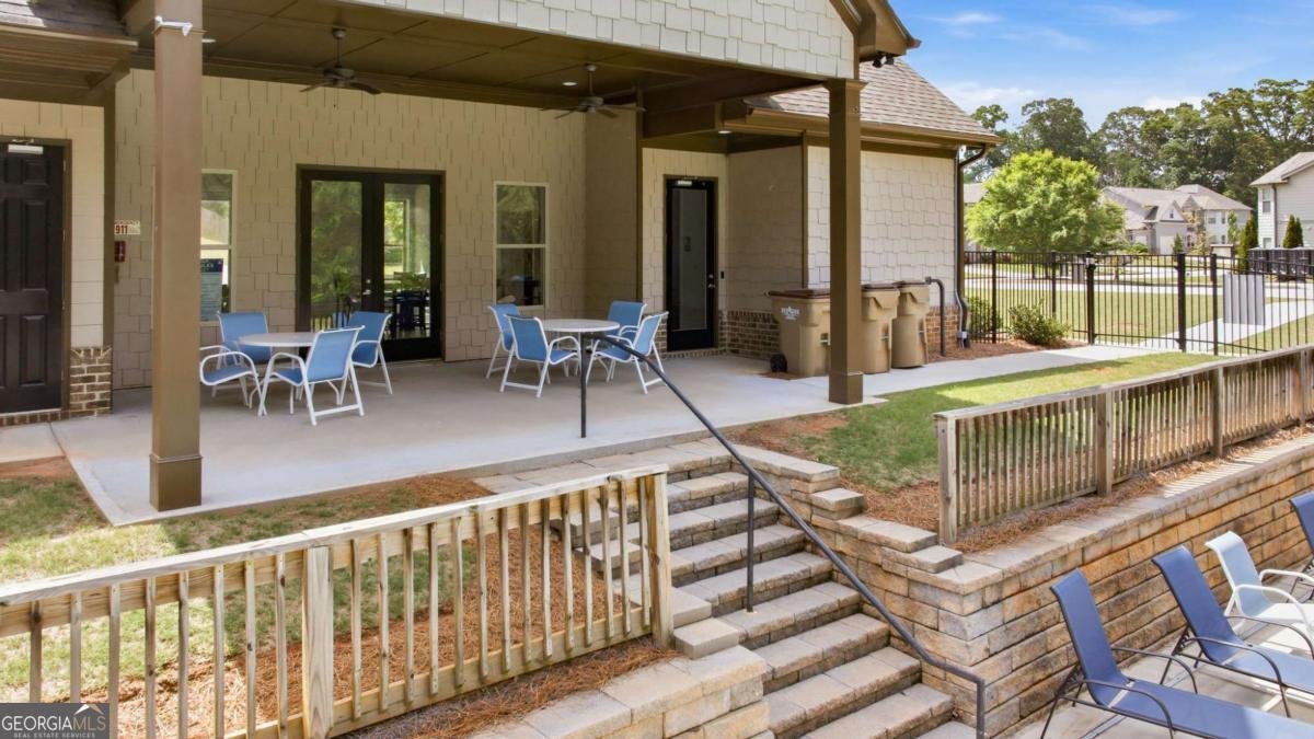 5821 Park Point Flowery Branch - Photo 68