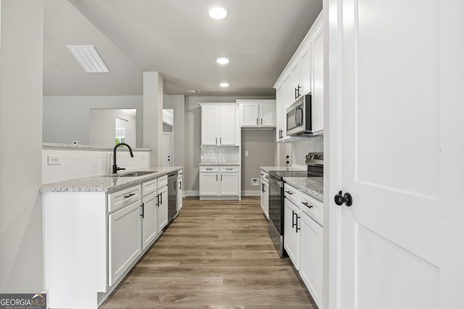 206 Railroad Street Gray - Photo 19