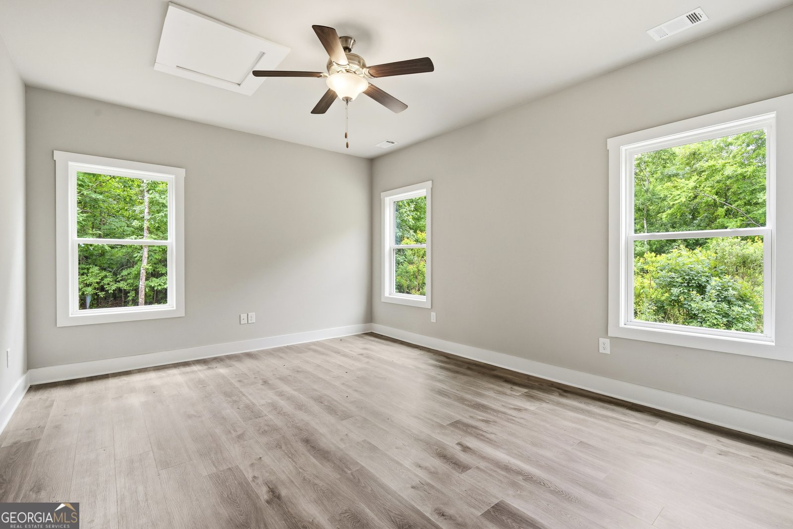 206 Railroad Street Gray - Photo 26