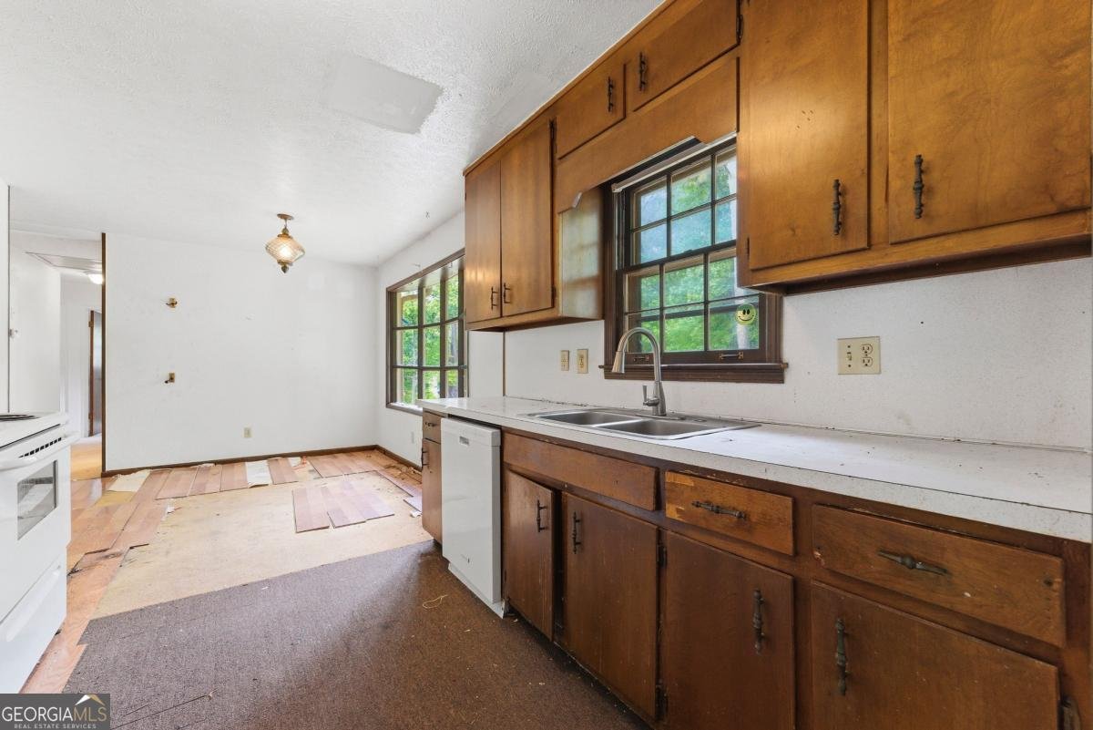3180 Sandy Plains Road Marietta - Photo 7