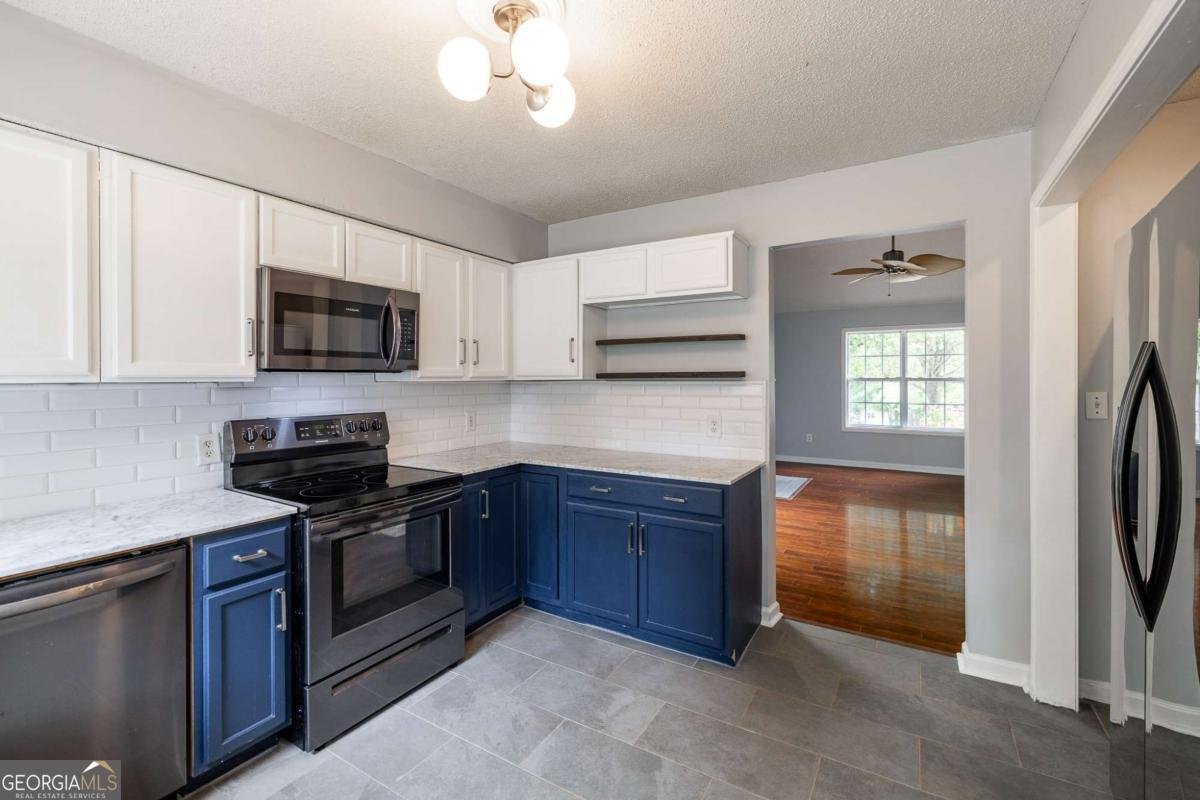 1660 Towne Square Drive Athens - Photo 9