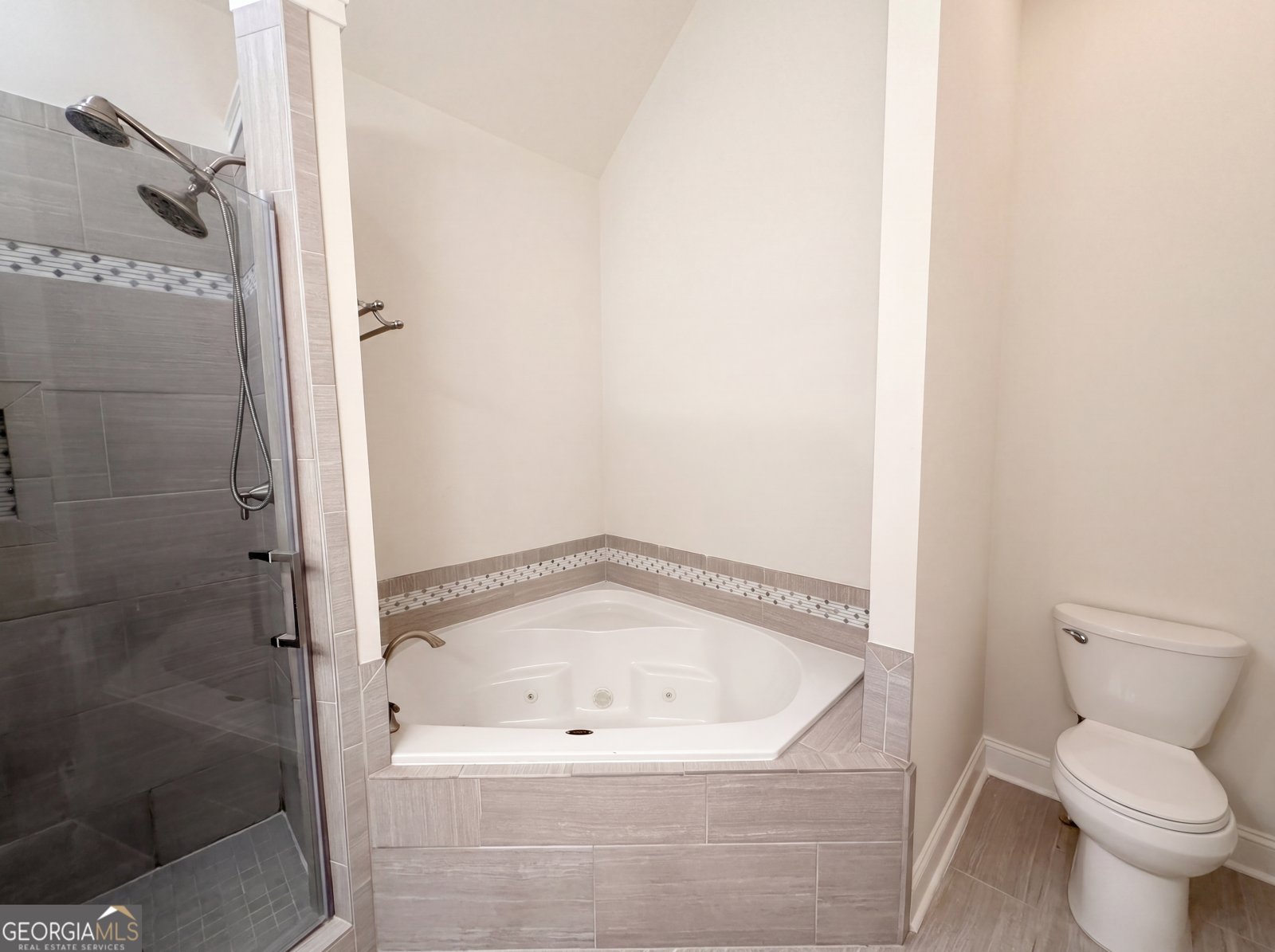 141 Lake Chase Drive Griffin - Photo 14