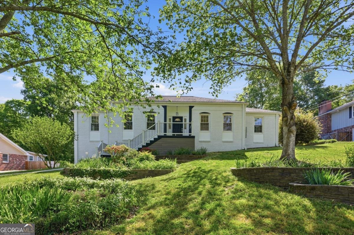 663 Foxcroft Circle Marietta - Photo 1