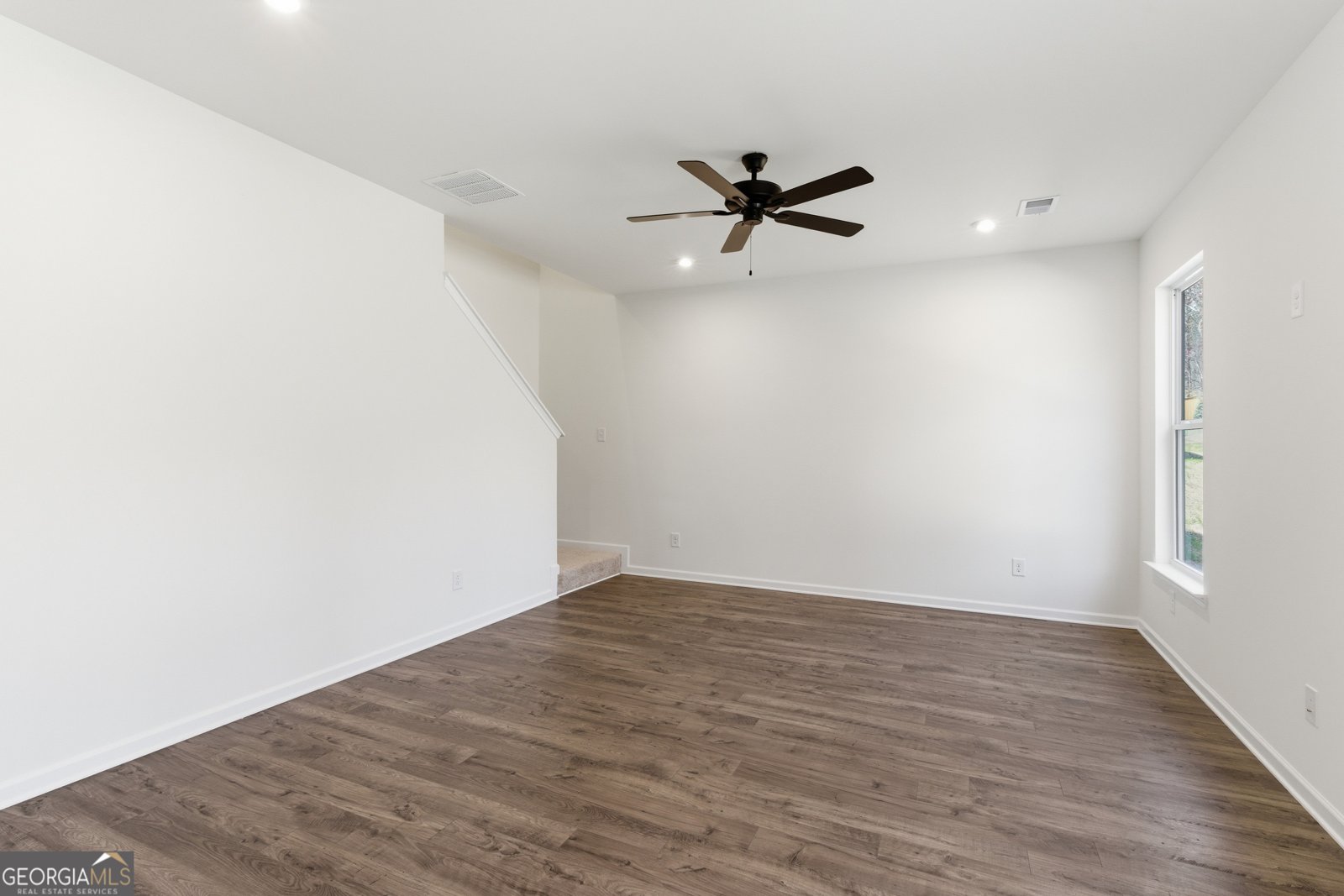 364 Waterbluff Drive Mableton - Photo 10