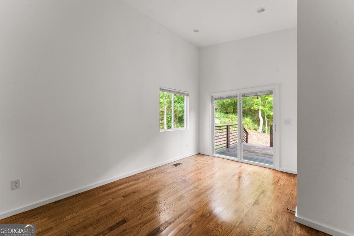 1092 Hillcrest Drive Atlanta - Photo 14