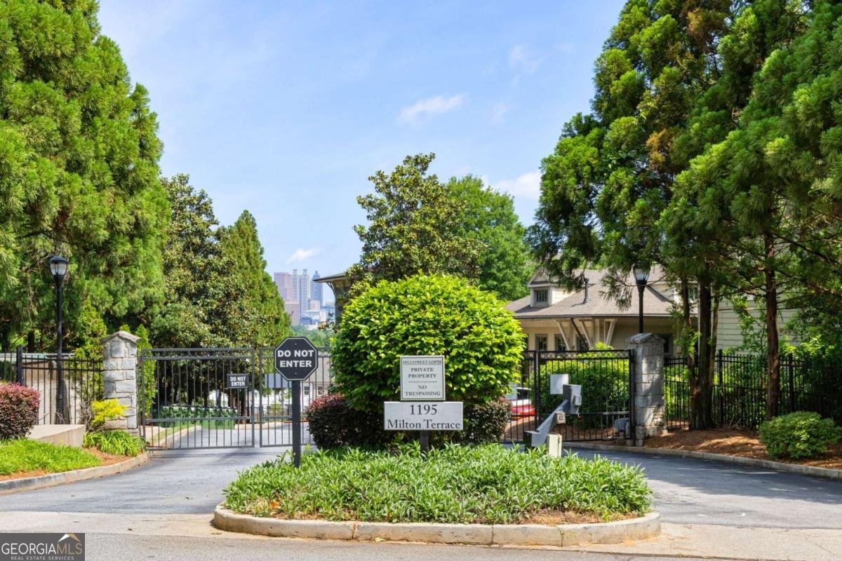 1195 Milton Terrace Atlanta - Photo 1