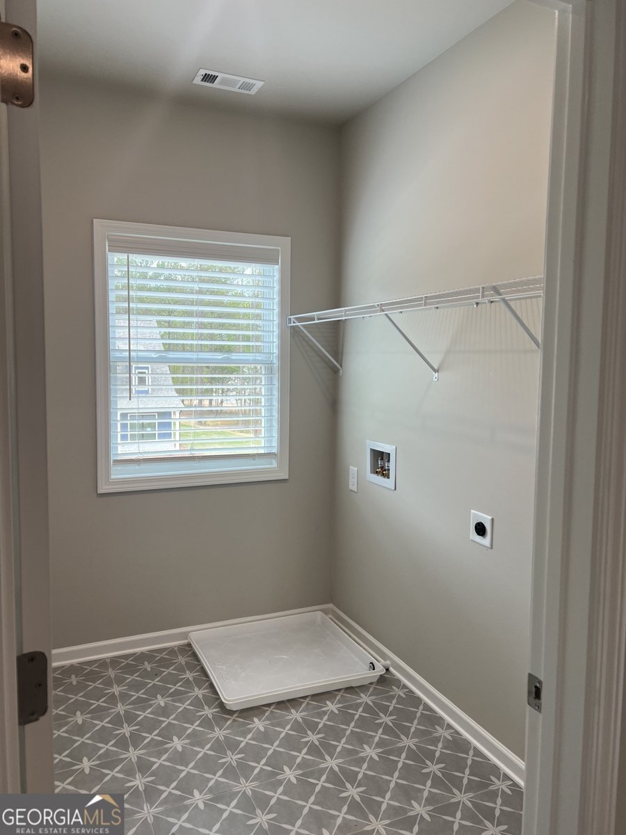 894 Bessie Court Loganville - Photo 39
