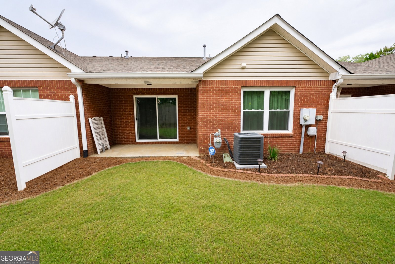 403 Tara Commons Circle Loganville - Photo 29