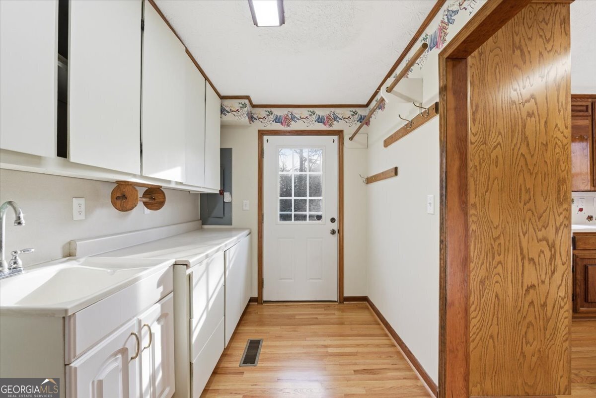 229 Meadows Road Newborn - Photo 16